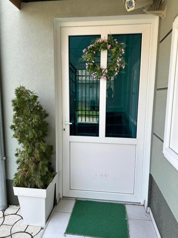 Adel'S Apartman Szabadka Kültér fotó